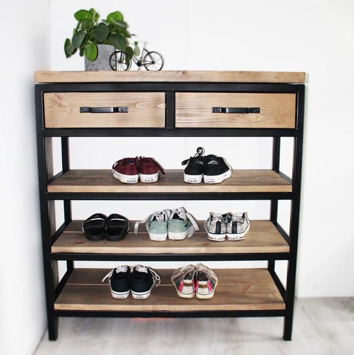 Industriële schoenenkast hout en staal "Denver" - 90 x 30 x 100 cm - Handgemaakt (7141224479203)