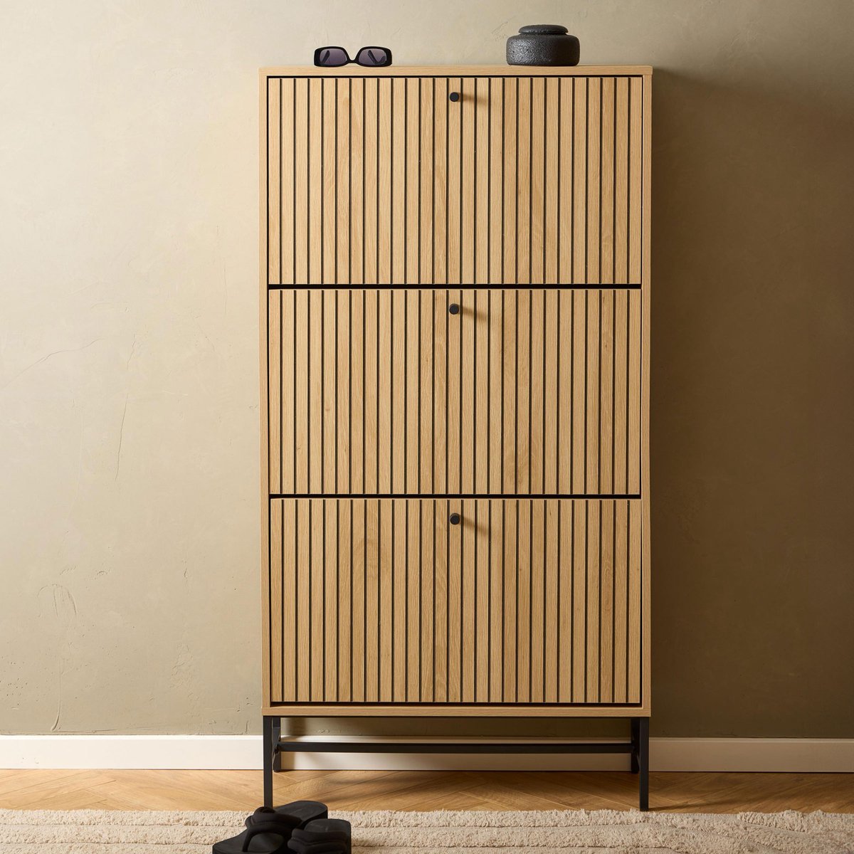 Sohome Schoenenkast Dashon Eikenlook, 140 x 72cm - Naturel - latjes (9504314963279)