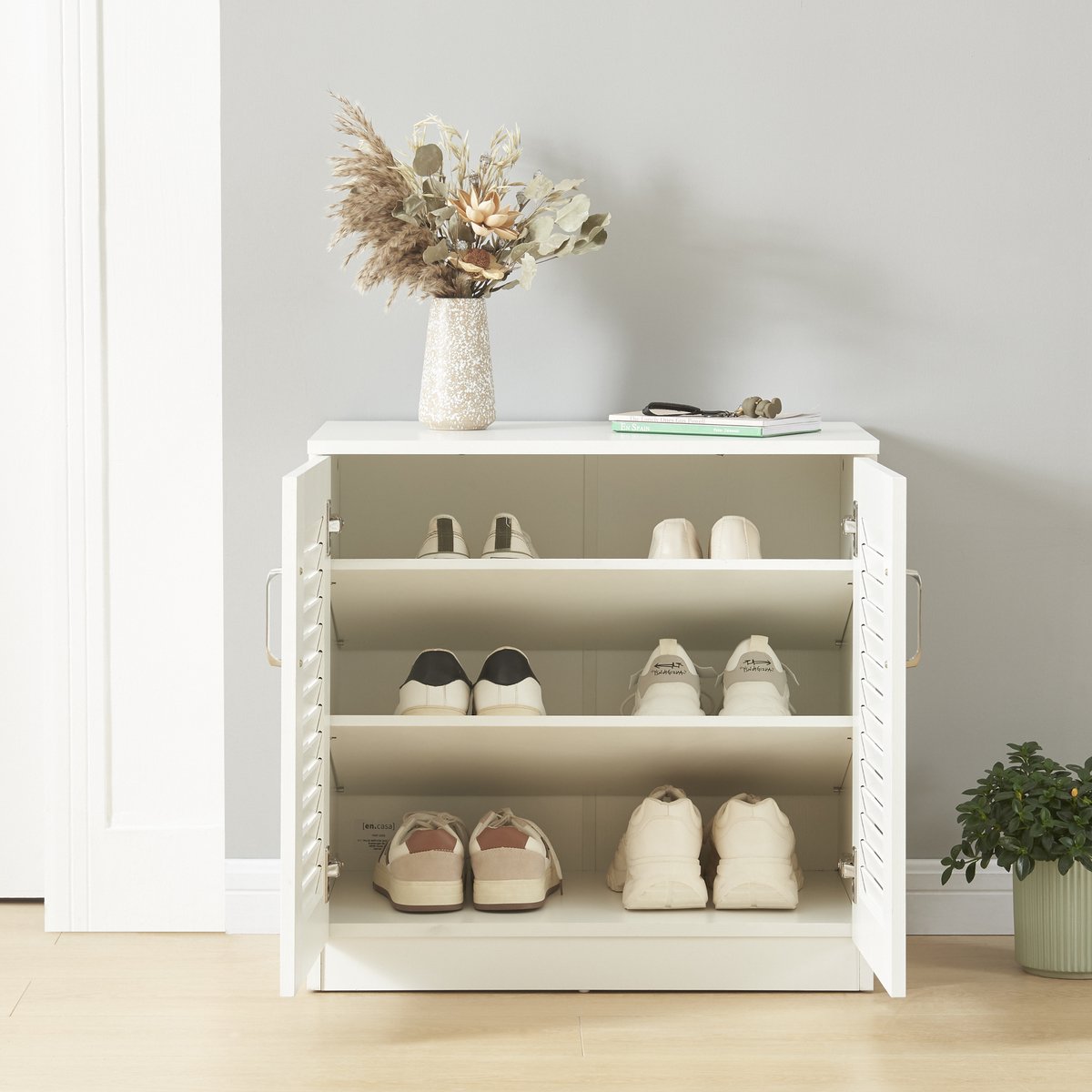 Schoenenkast Løten 62x63x36 cm wit [en.casa] (4059438849084)