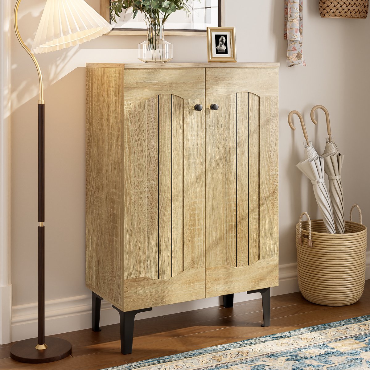 STILVORA Schoenenkast - Compact Met Meerdere Legplanken En Verhoogde PVC-Voetjes - Dubbele Deuren Voor Hal En Gang - Spaanplaat - 60x31,5x95 cm - Notenbruin (4070865232669)