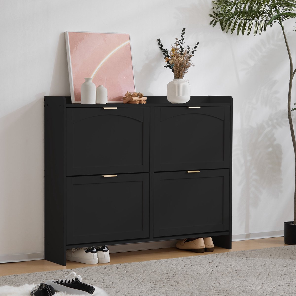 STILVORA Schoenenkast - Modern Ontworpen Met Gewelfde Zijkanten En Uittrekbaar Vak - Kantelvakken En Open Opbergruimte - Spaanplaat - 110x24x90 cm - Zwart (4070865198118)