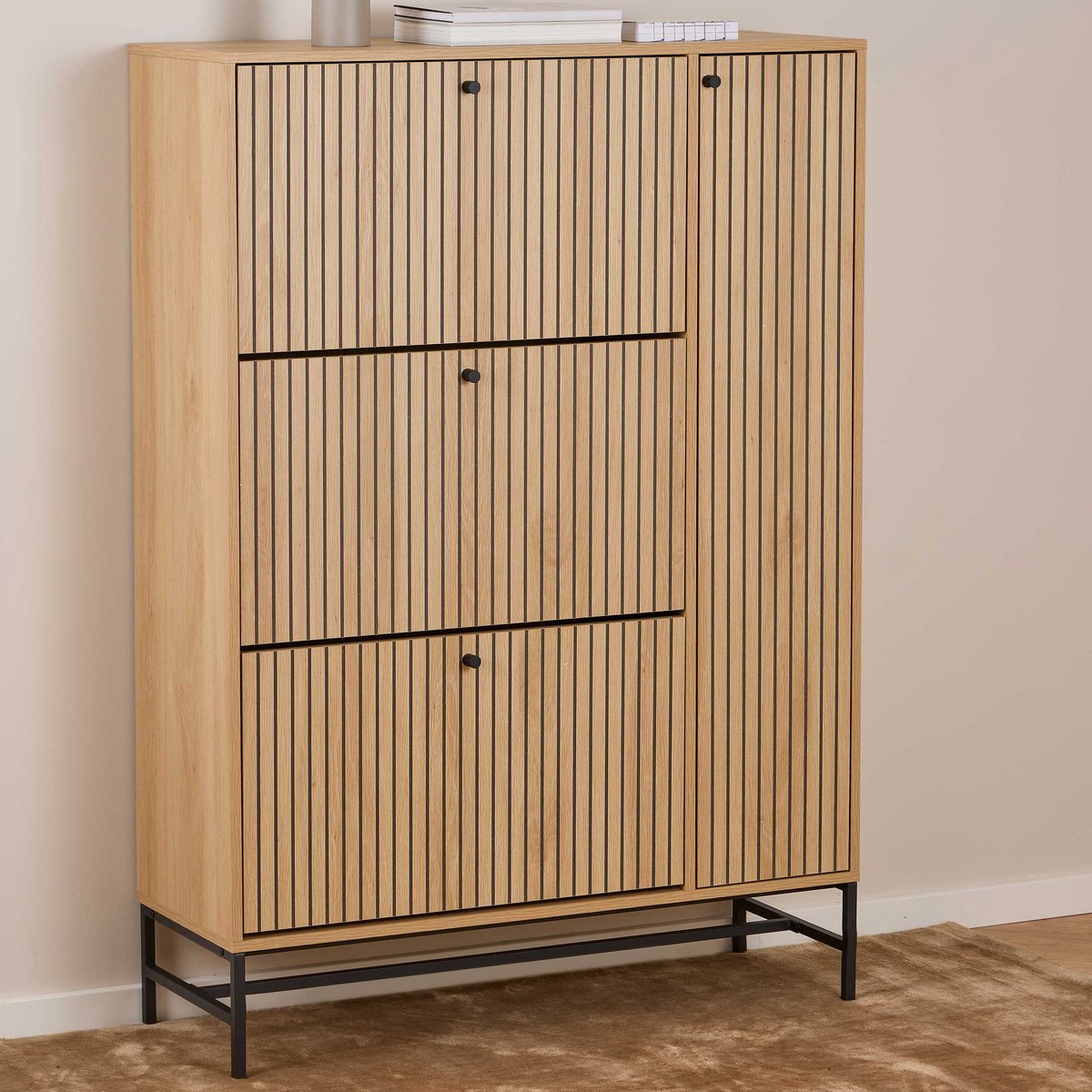 Schoenenkast Albany - 99x35x140cm - 4 deuren - eikdecor - Actona - Schoenenkast - Bruin - Melamine; MDF (5713941375483)