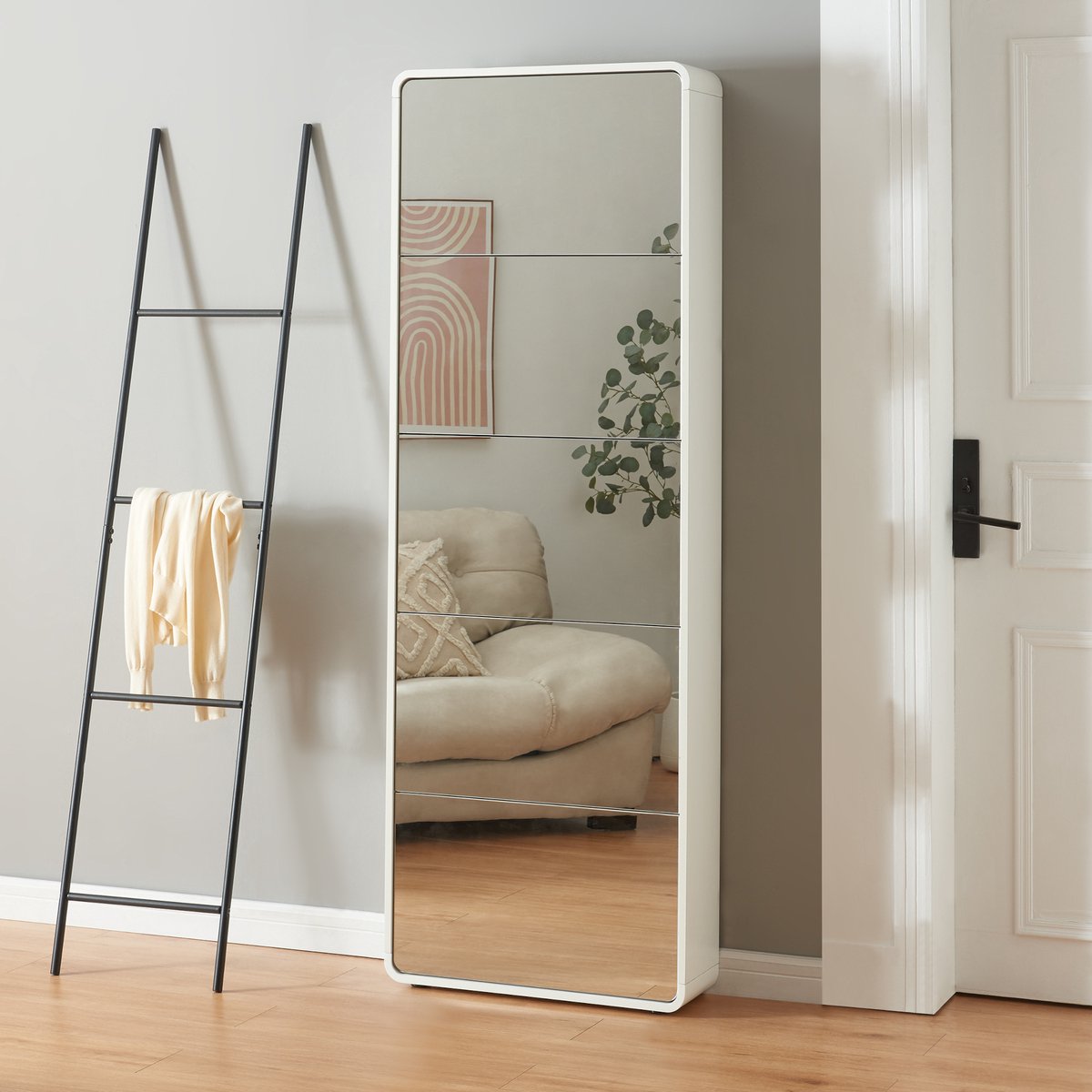 Schoenenkast Aure met 5 spiegels en 5 vouwdeuren wit [en.casa] (4059438889868)