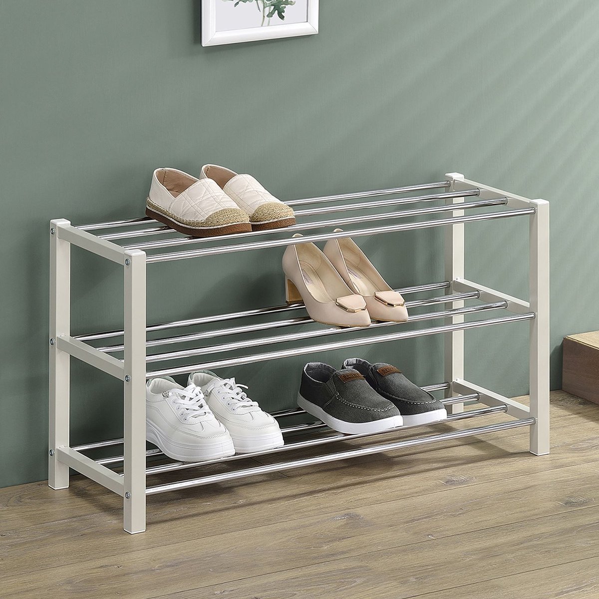 DUBLIN schoenenrek met 3 planken in beige. Robuust schoenenrek met metalen frame, elegant verchroomd. Ideaal voor gangen en hallen - hoofdafbeelding (4016787184532)