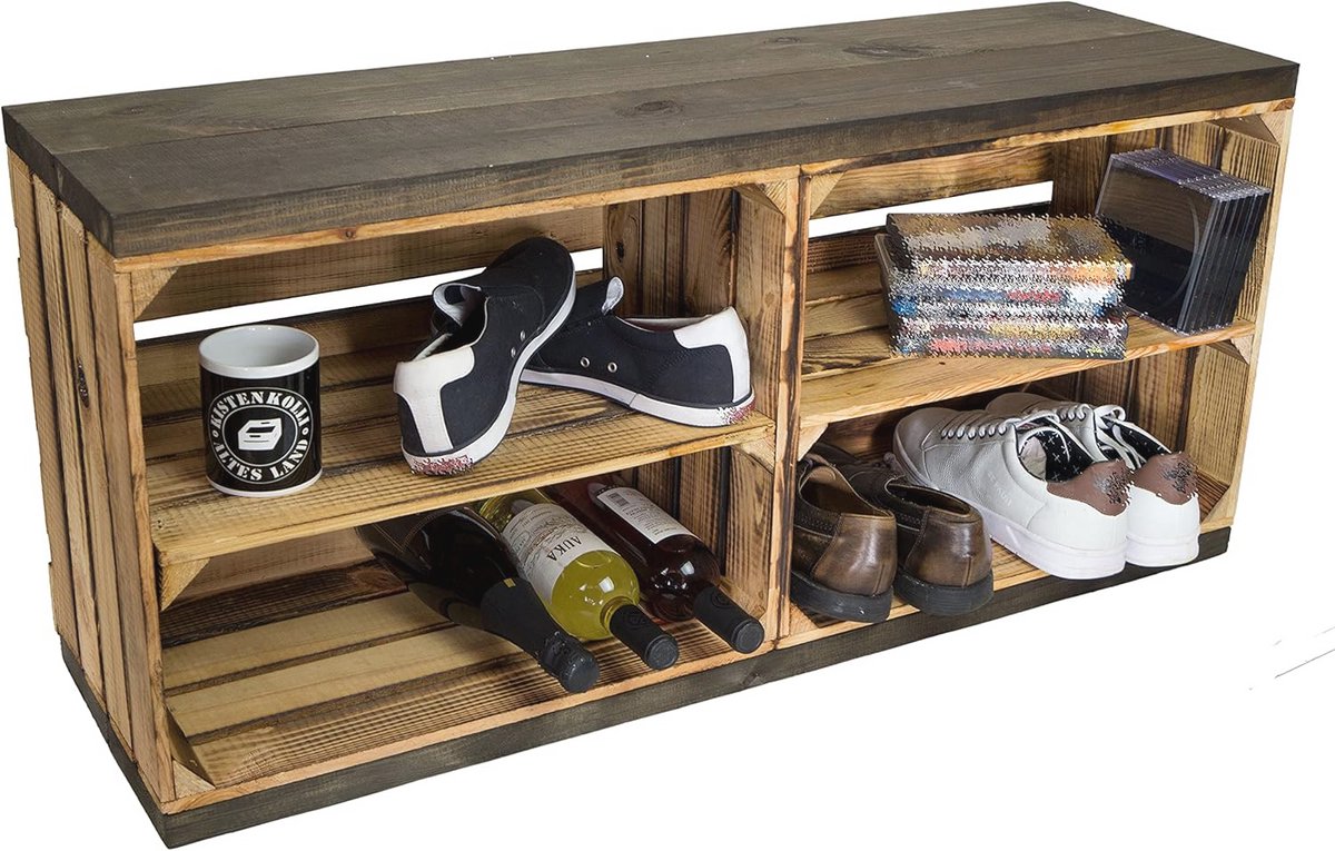 Zitbank en schoenenrek van massief hout met fruitkisten en houten planken (6151852182193)